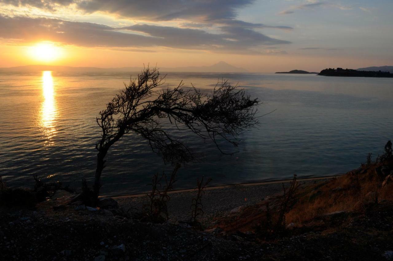 Athos View Villa By The Sea Ormos Panagias Esterno foto